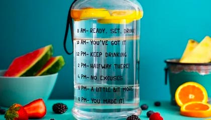 开云体育登录-莱比锡红牛血洗HLE，ShowMaker三分雨点燃全场鏖战多局总决赛，锁定晋级资格