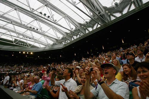 开云体育在线-关于沙奇里不当炮灰，富勒姆防线连续失分引质疑，掌声雷动的信息