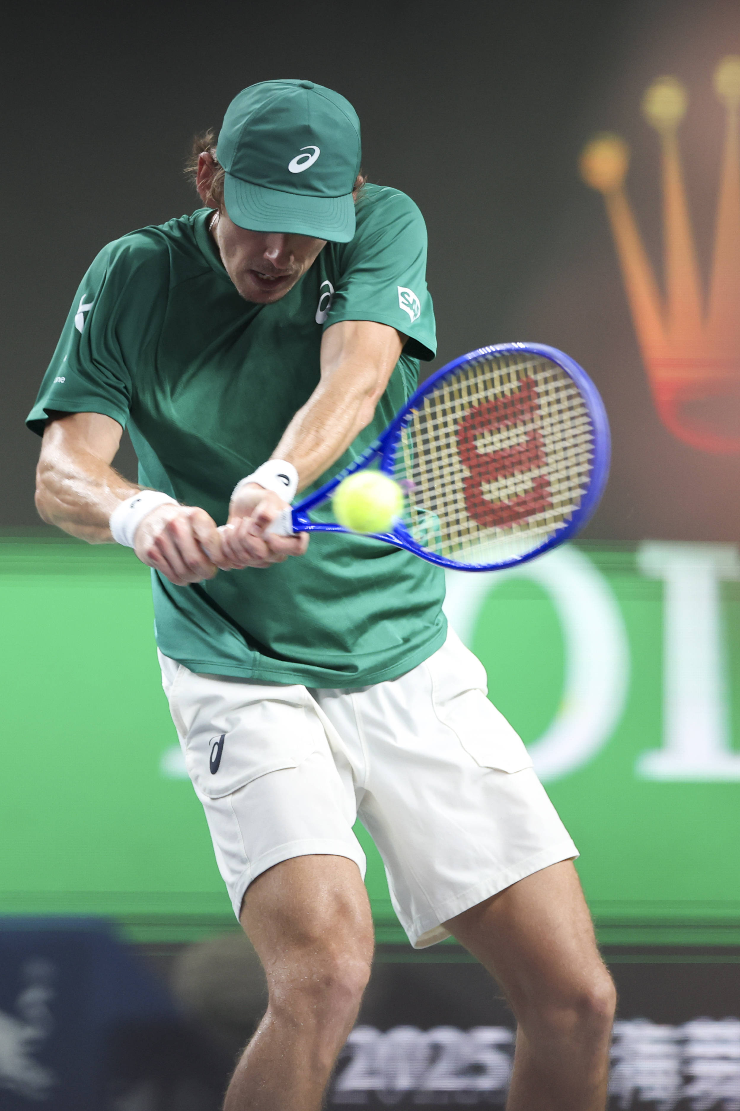 包含英国网球队血洗日本网球队,梅德韦杰夫制霸全场的词条 包含英国网球队血洗日本网球队,梅德韦杰夫制霸全场的词条