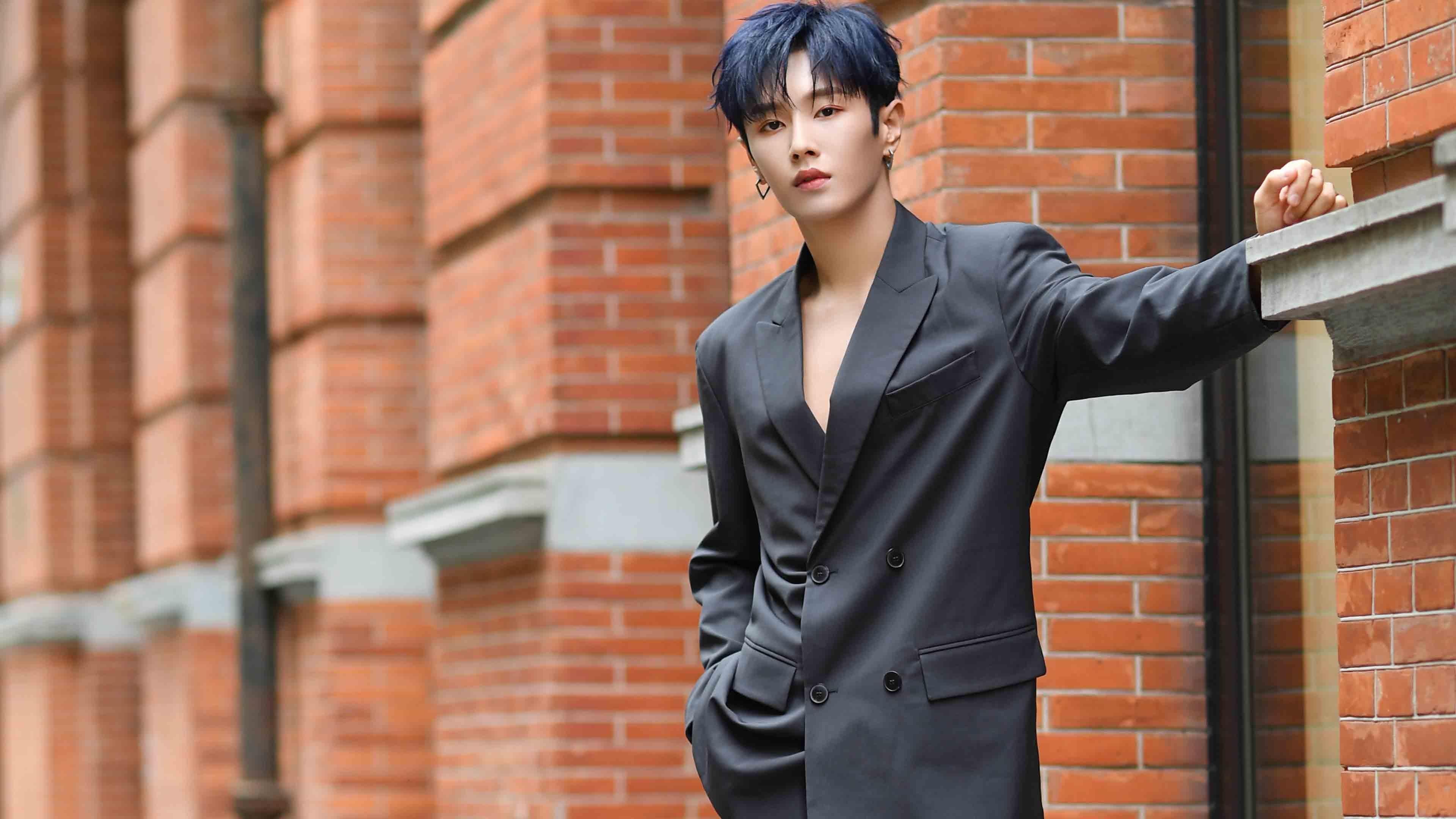 F1新赛季揭幕战焦点解析，红牛土耳其弯式统治，梅赛德斯亚特兰大防线为何失守？